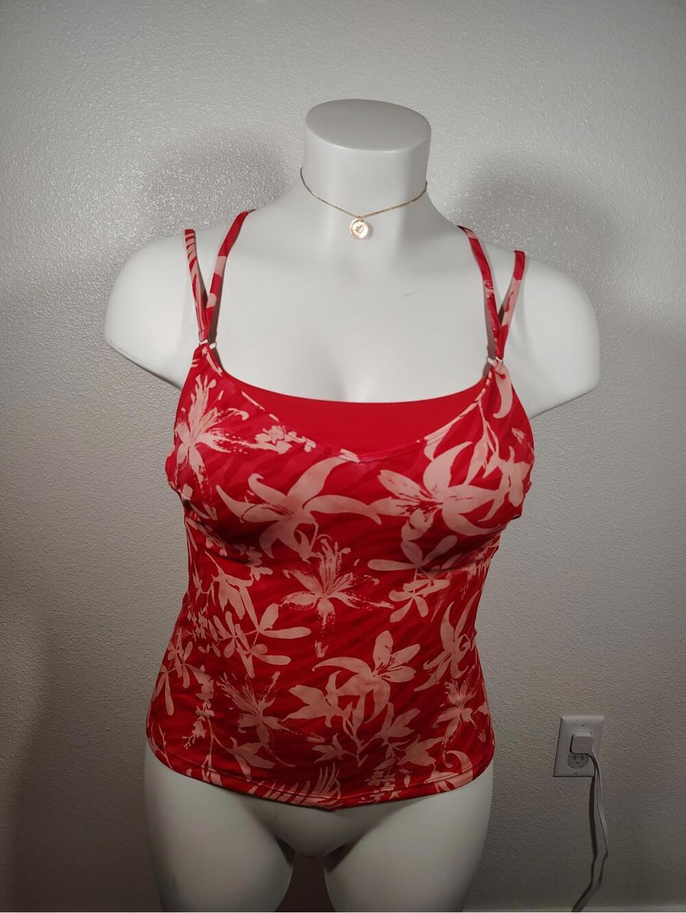 Athleta Tankini Bathing Suit Swim Top Size 32D/DD Floral Underwire Adjustabl Red